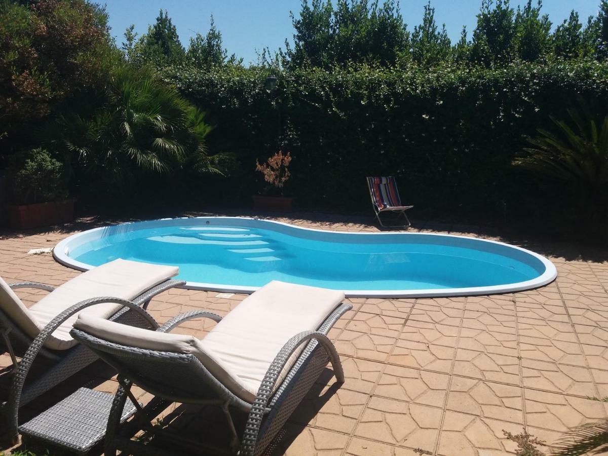 L'Affittacamere Nel Parco "Appia Antica" - Piscina A Uso Ospiti Rzym Zewnętrze zdjęcie