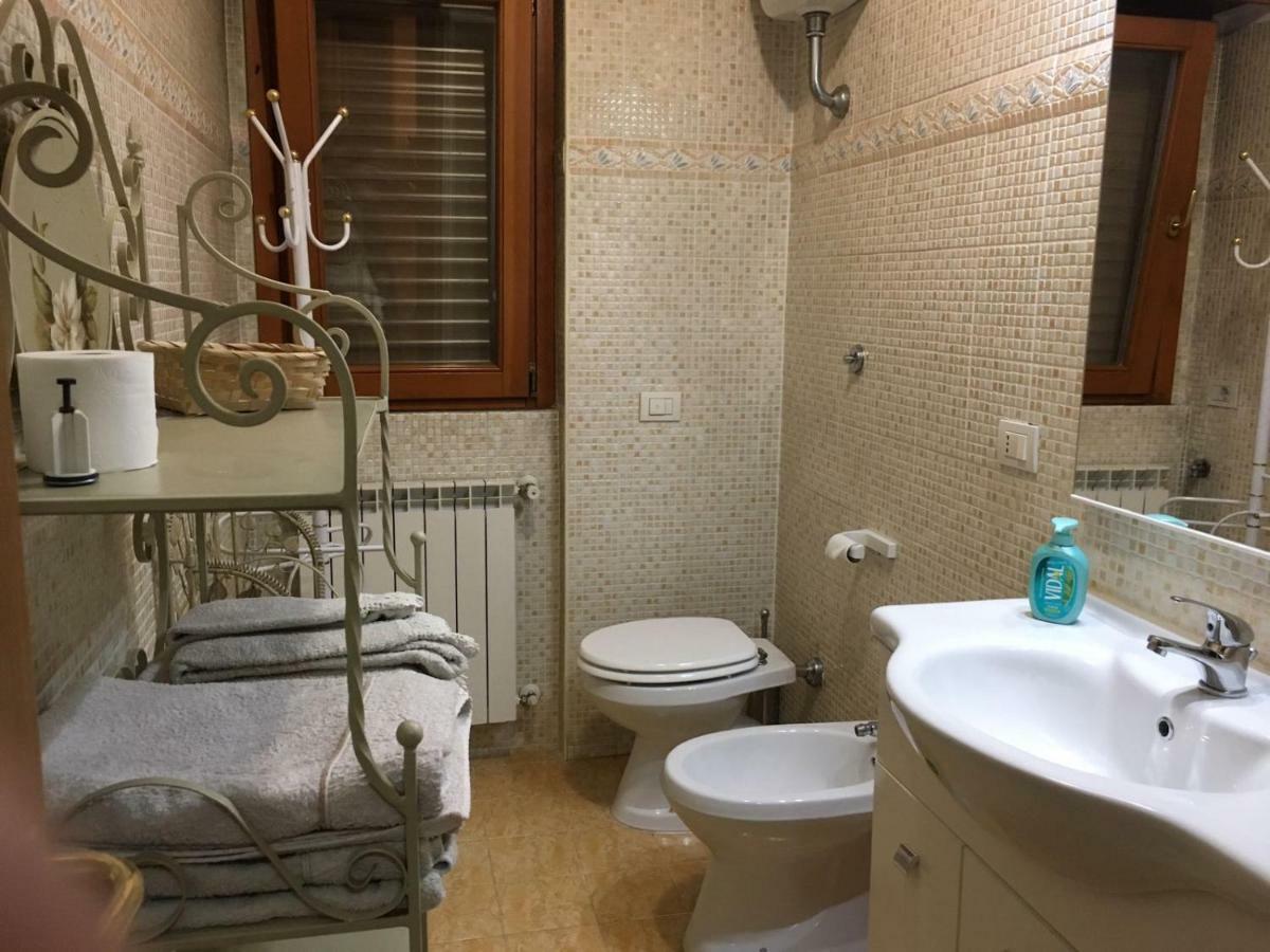 L'Affittacamere Nel Parco "Appia Antica" - Piscina A Uso Ospiti Rzym Zewnętrze zdjęcie